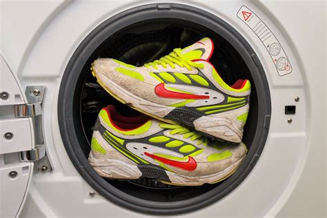 nike leather shoes washer